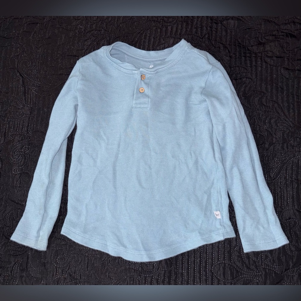 The Honest Company Light Blue Waffle Henley Long-Sleeve Shirt Size 5T
